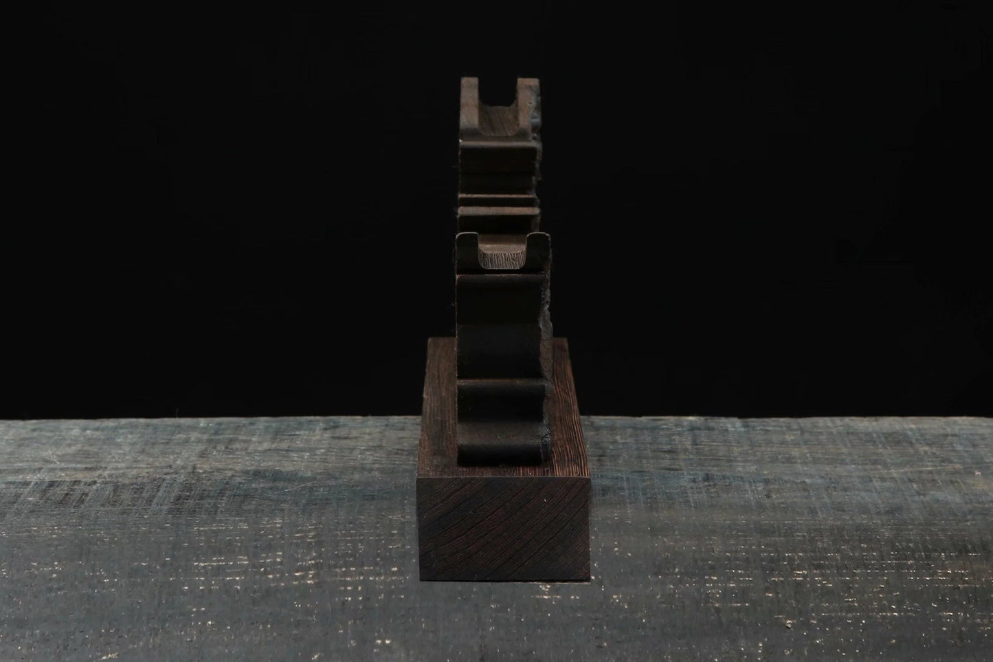 Kirin Sword Stand