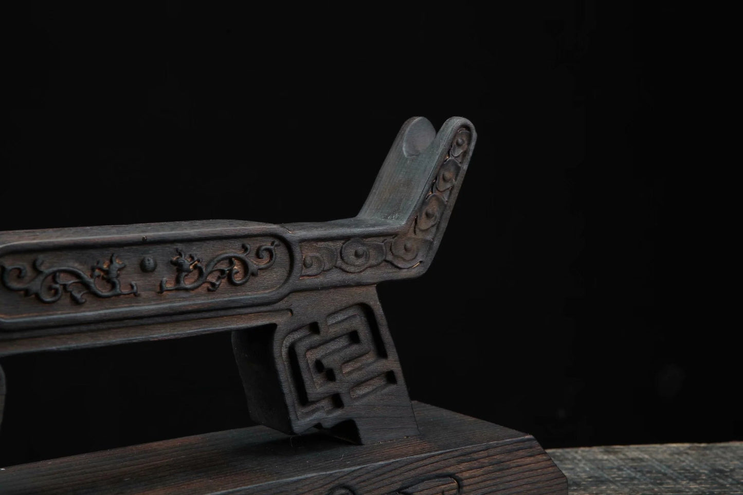 Double Dragon Sword Rack