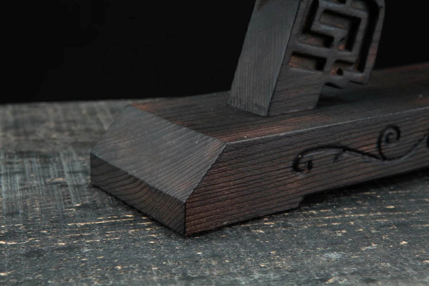Double Dragon Sword Rack