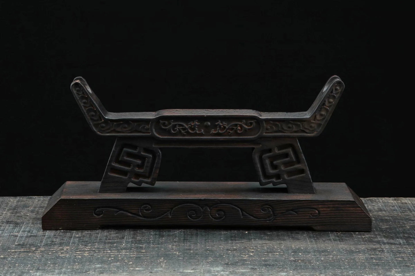 Double Dragon Sword Rack