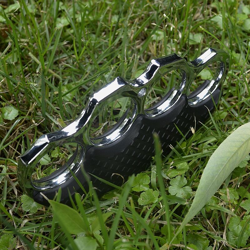 Self-Defense Broken Window Solid Brass Knuckle Duster